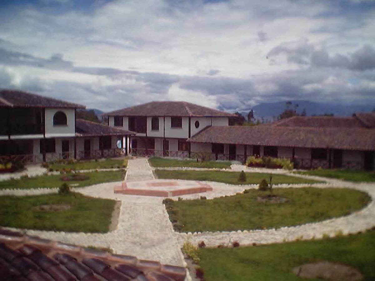 Atuntaqui Hosteria Hacienda Pueblo Viejo מראה חיצוני תמונה